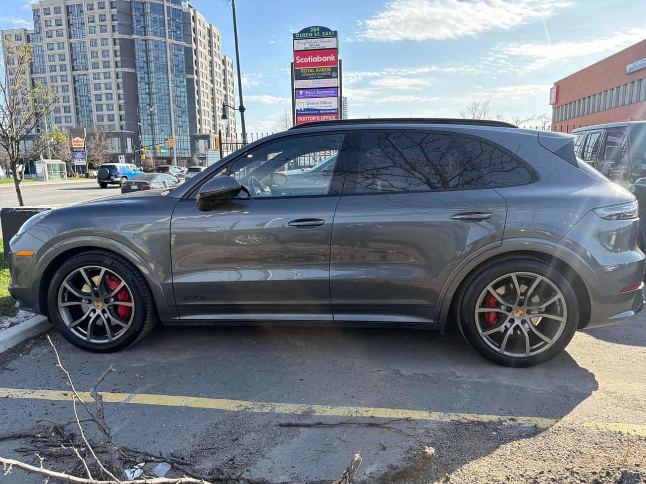 Porsche Cayenne * GTS * ОБДУХВНАЕ* 360* BOSE* ПАНО* , снимка 2 - Автомобили и джипове - 54378213