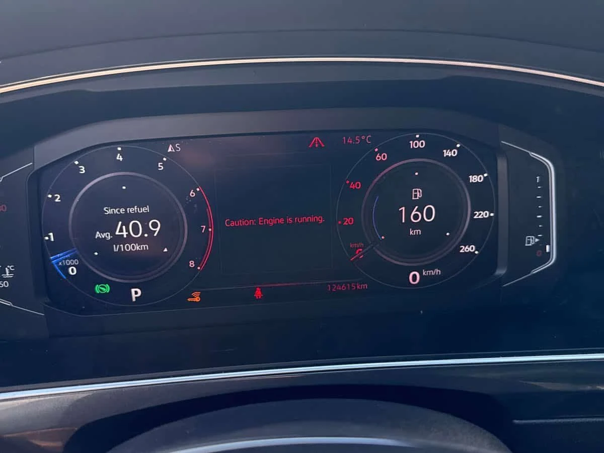 VW Tiguan * Highline * PANO* KEYLESS* ПОДГРЕВ* , снимка 8 - Автомобили и джипове - 54460649