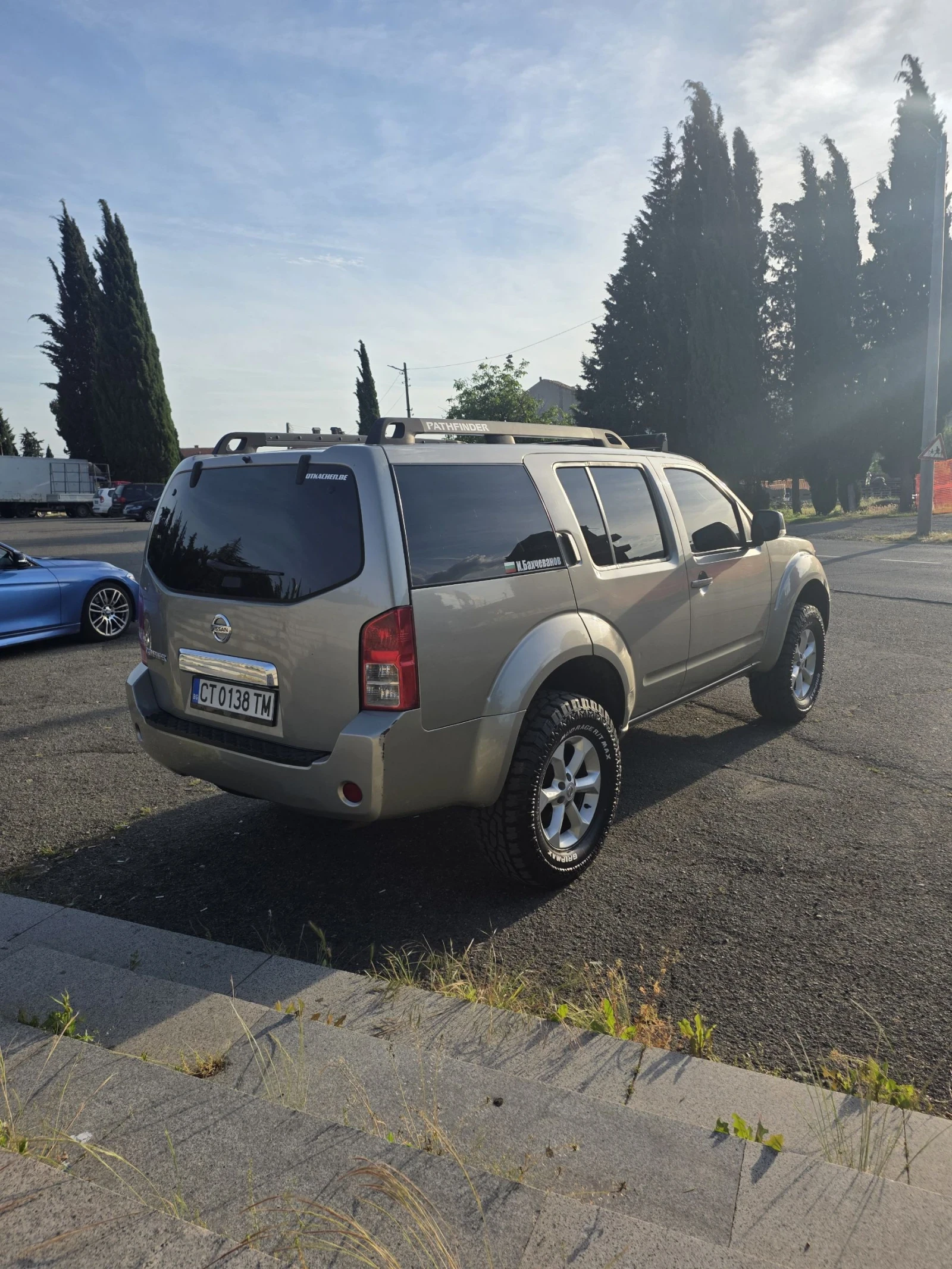 Nissan Pathfinder 2.5 171 к.с., снимка 3 - Автомобили и джипове - 55417251