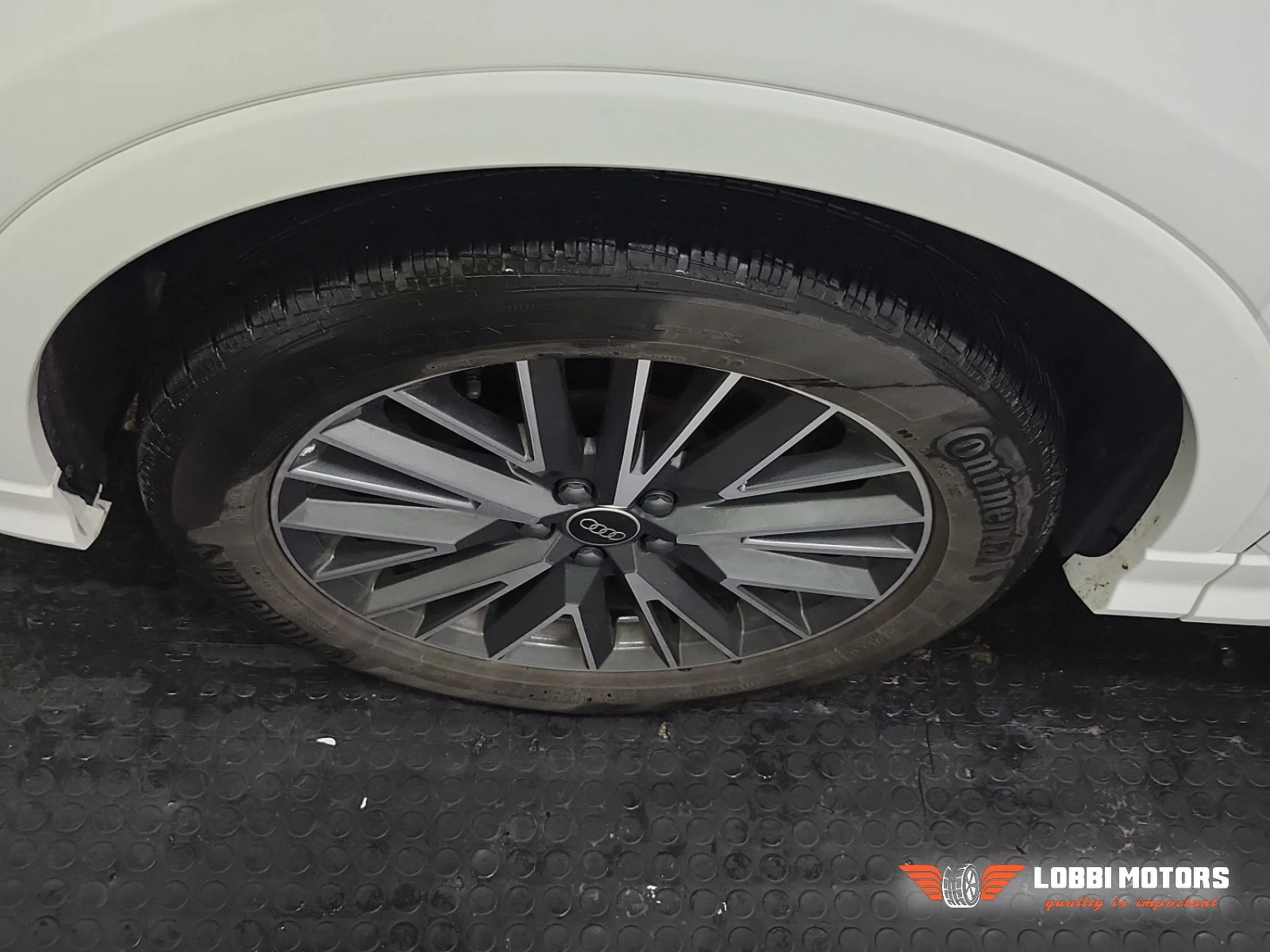 Audi Q3, снимка 6 - Автомобили и джипове - 55928882