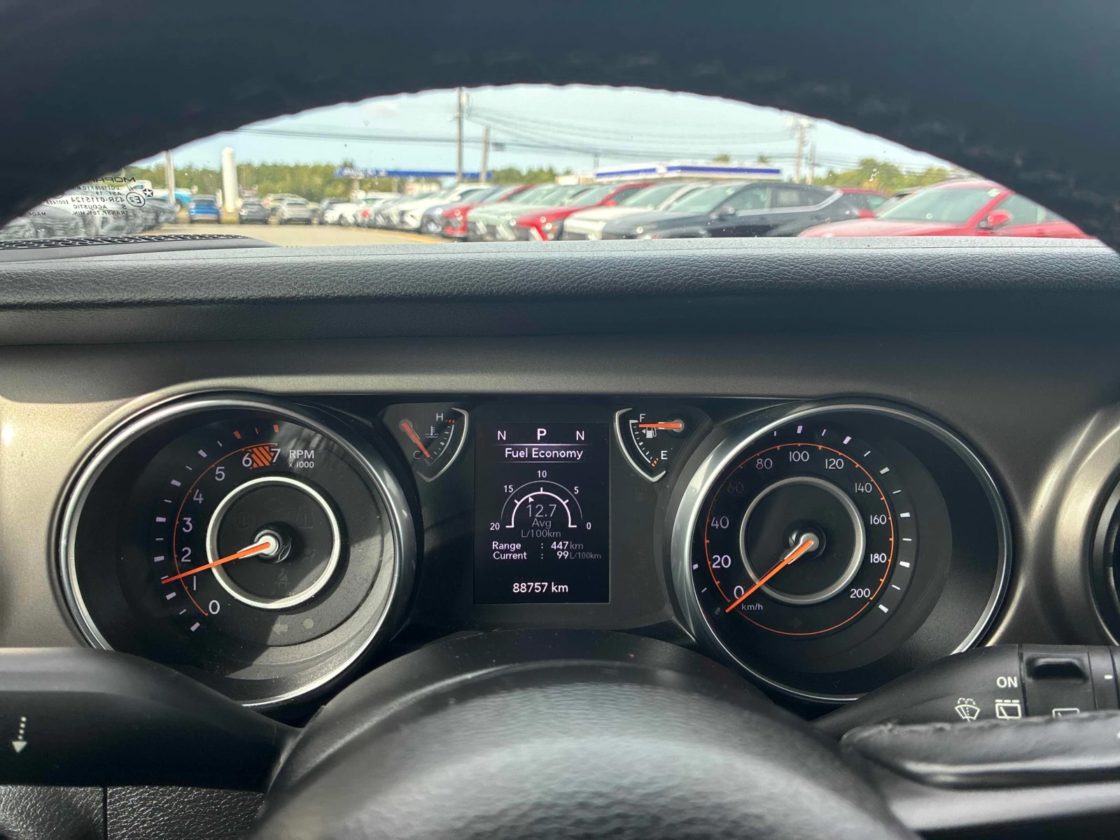 Jeep Wrangler Sport S* CARFAX* АВТОКРЕДИТ БЕЗ ПЪРВОНАЧАЛНА ВНОСК, снимка 10 - Автомобили и джипове - 56114815