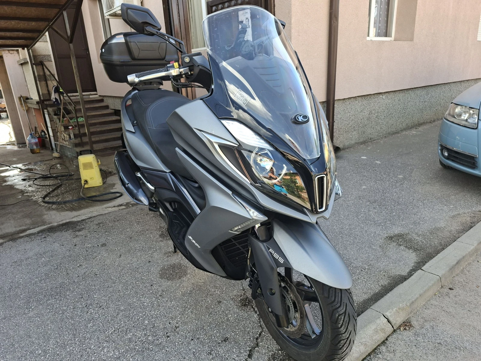 Kymco Downtown 350i ABS 100%доказуеми километри УНИКАТ, снимка 11 - Мотоциклети и мототехника - 54824903