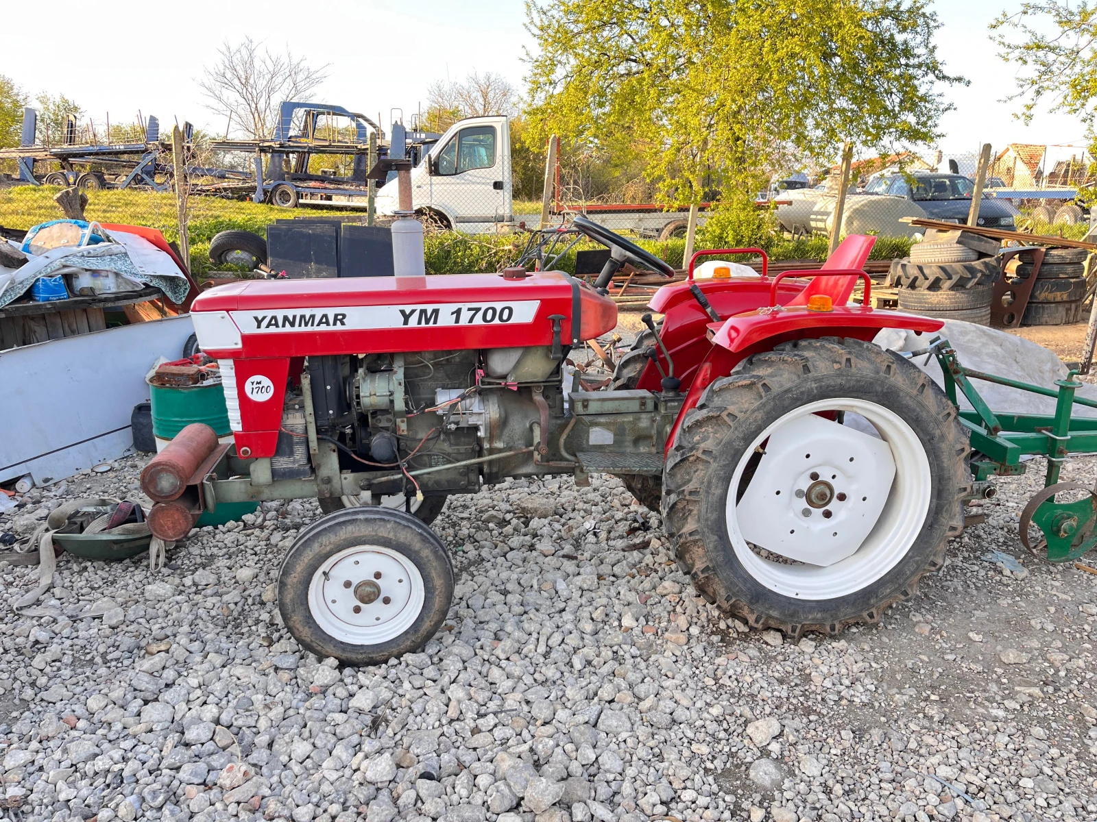 Трактор Yanmar, снимка 1