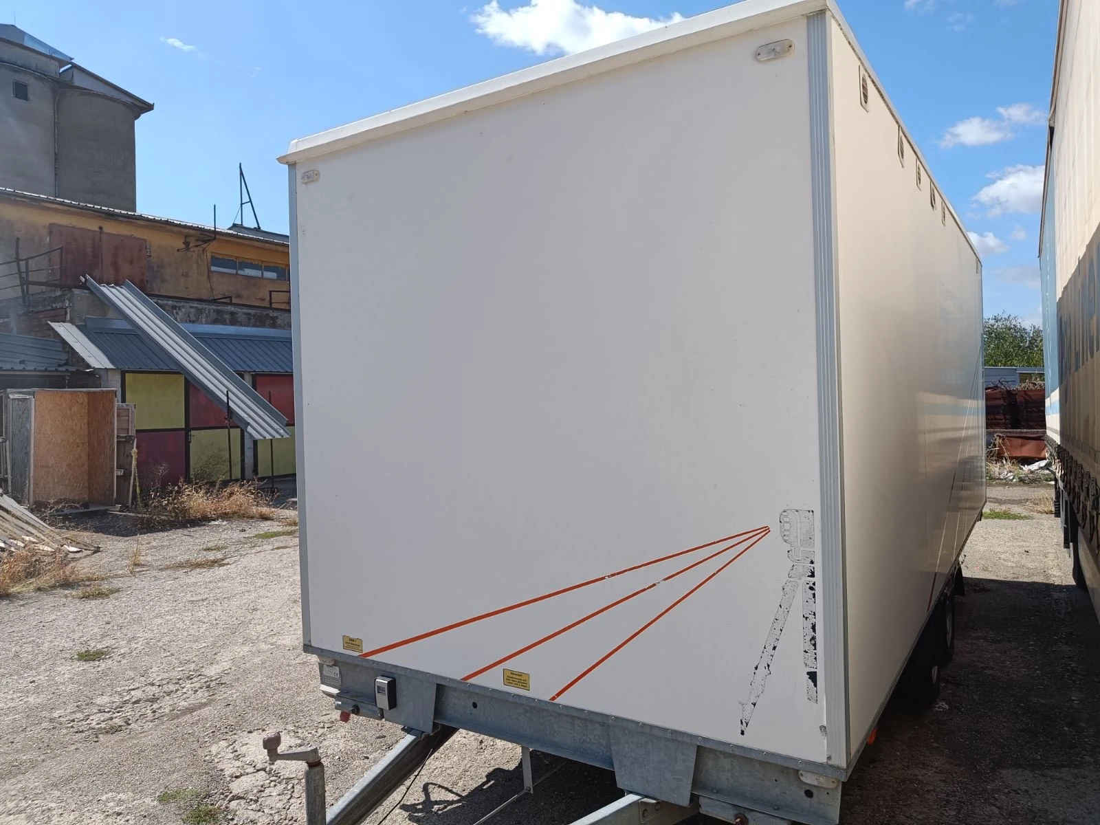 Каравана Hobby МОБИЛЕН ФУРГОН - изображение 2