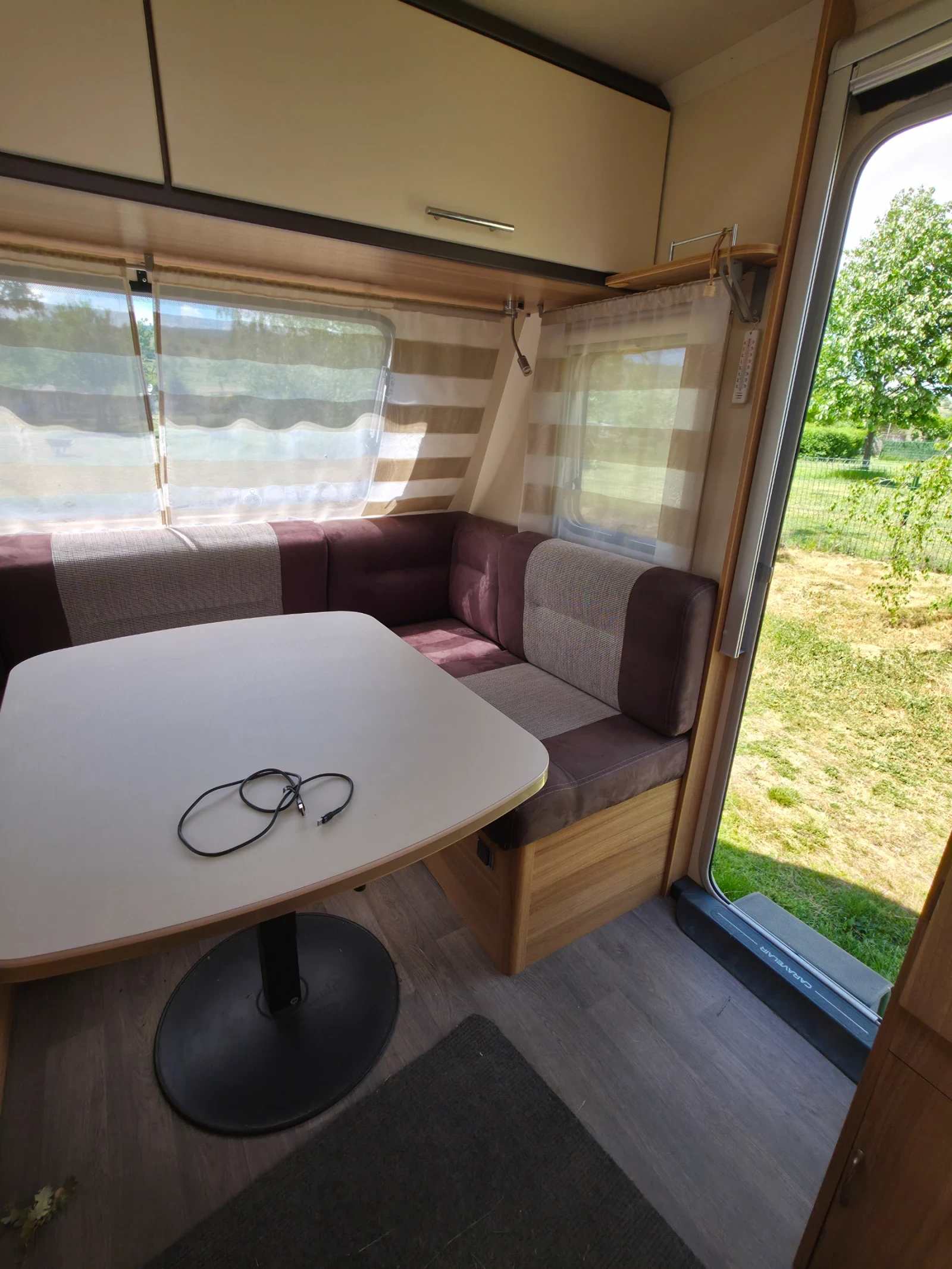 Каравана Caravelair, снимка 10 - Каравани и кемпери - 54932572