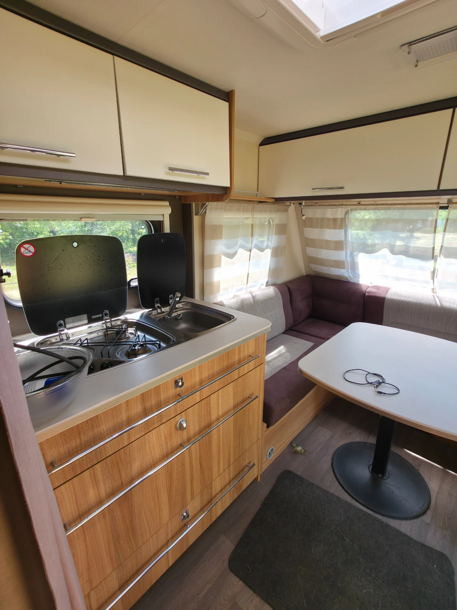 Каравана Caravelair, снимка 12 - Каравани и кемпери - 54932572