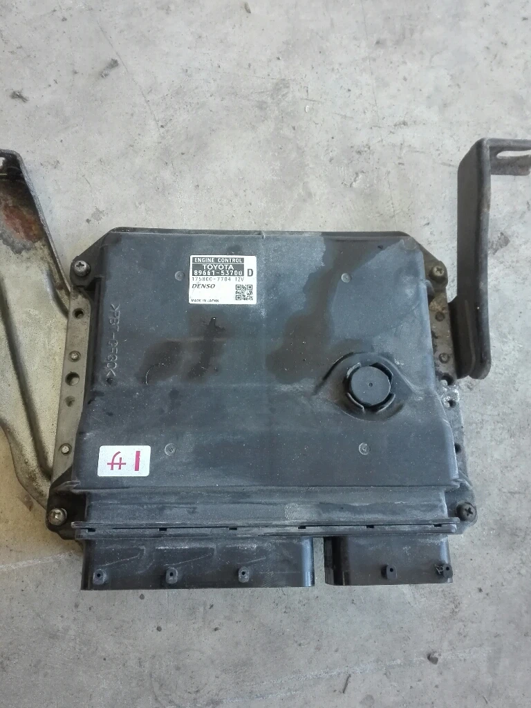 компютър лексус ис 220д