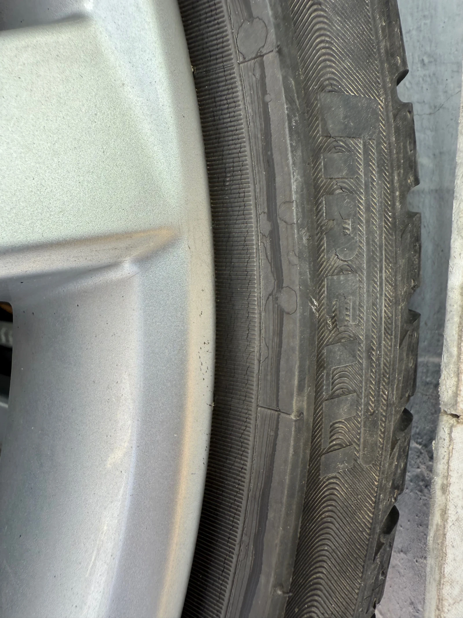  225/40R18 | Mobile.bg   10