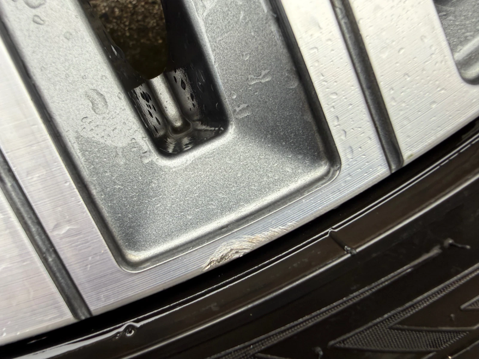  255/35R20 | Mobile.bg   15