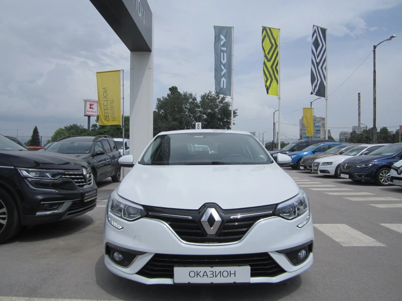 Renault Megane 1.5 dCi, снимка 2 - Автомобили и джипове - 45951150