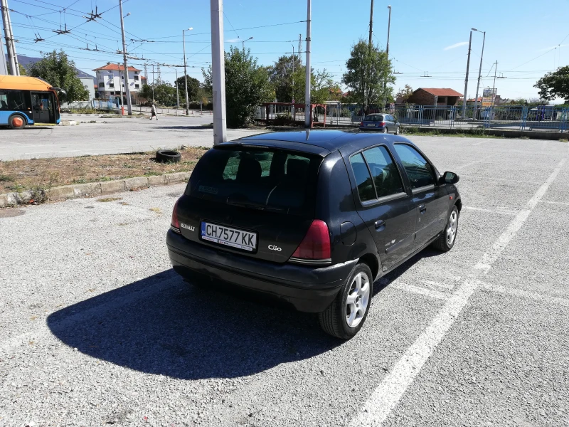 Renault Clio, снимка 3 - Автомобили и джипове - 47440123