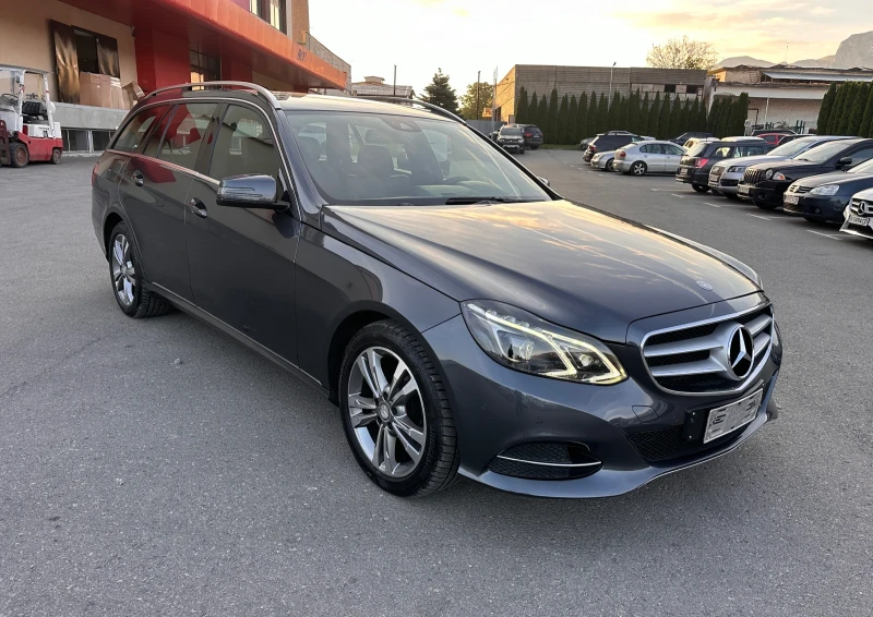 Mercedes-Benz E 220 2.2CDI - 9G - TRONIC - УНИКАТ, снимка 3 - Автомобили и джипове - 47614374