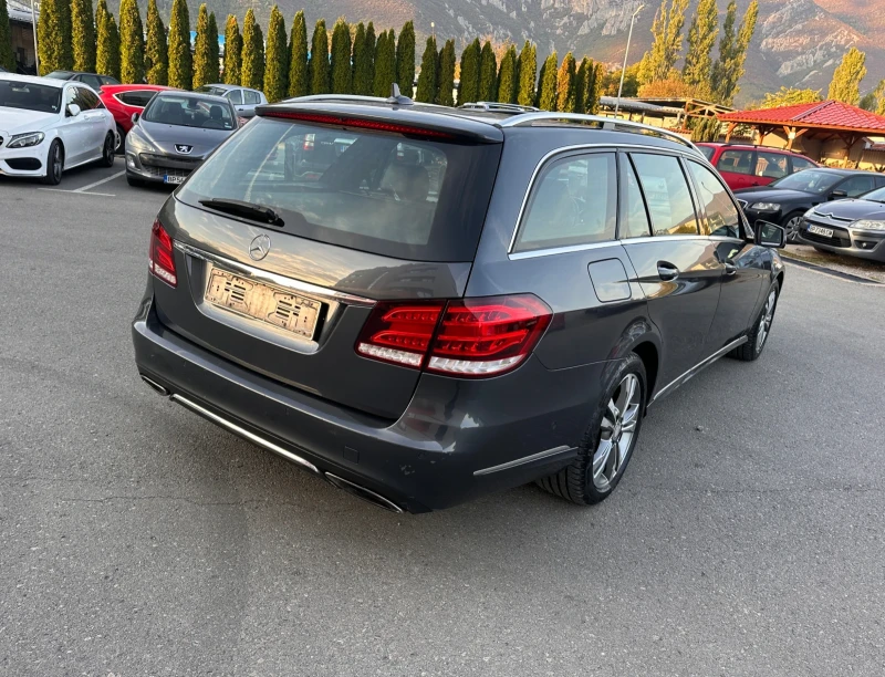 Mercedes-Benz E 220 2.2CDI - 9G - TRONIC - УНИКАТ, снимка 5 - Автомобили и джипове - 47614374