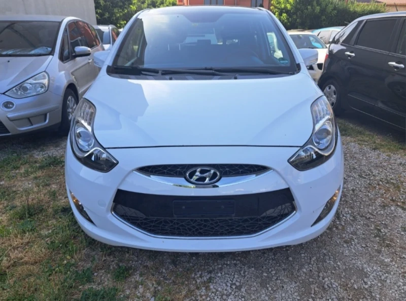 Hyundai Ix20, снимка 3 - Автомобили и джипове - 48108159