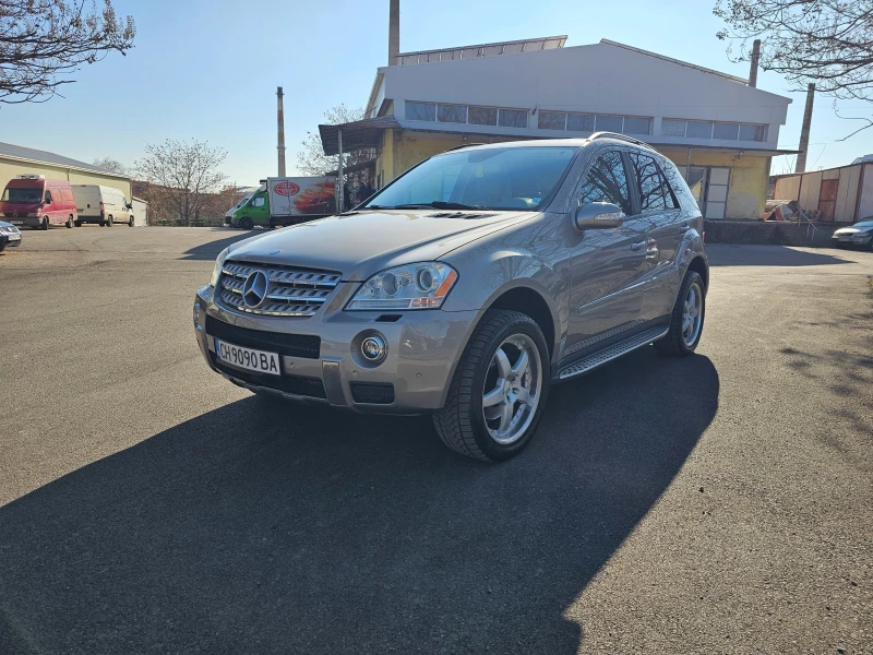 Mercedes-Benz ML 550 4 MATIC, снимка 1 - Автомобили и джипове - 49178478