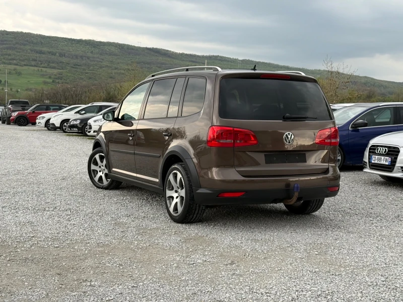 VW Touran CROSS 2.0TDi DSG 170КС ПОДГРЕВ МУЛТИ, снимка 4 - Автомобили и джипове - 49756868