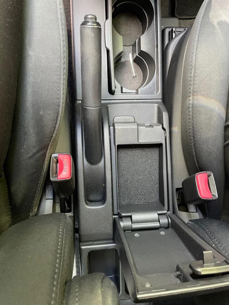 Mazda 5 Facelift, снимка 16 - Автомобили и джипове - 52350104