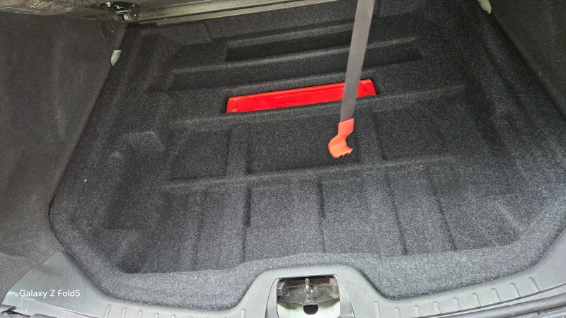 Volvo V60 1.6 , снимка 12 - Автомобили и джипове - 52259688