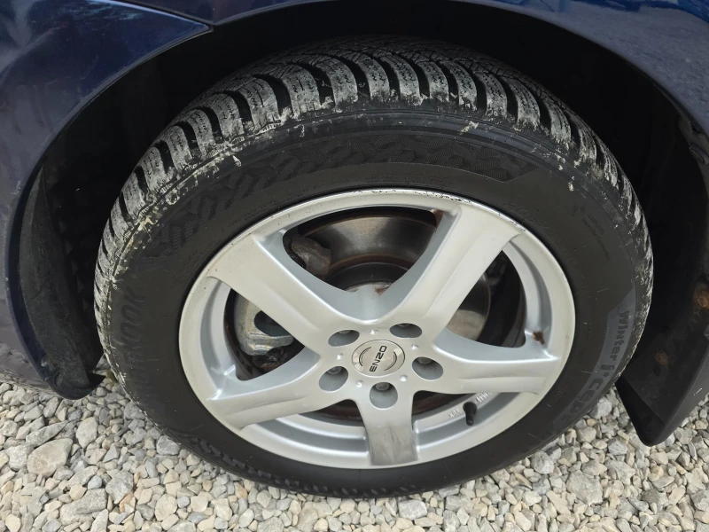 Toyota Corolla verso 2.2D-4D 136кс. , снимка 14 - Автомобили и джипове - 51918581