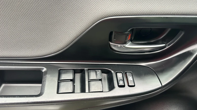 Toyota Yaris 1.5 Hybrid Luna, снимка 16 - Автомобили и джипове - 52337104