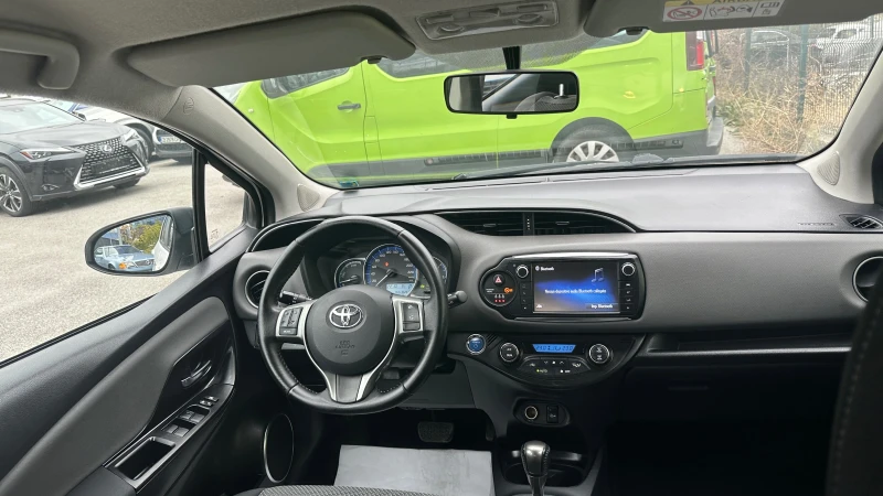 Toyota Yaris 1.5 Hybrid Luna, снимка 12 - Автомобили и джипове - 52337104