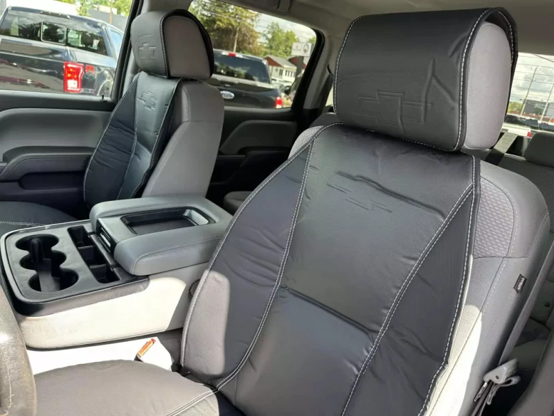 Chevrolet Silverado 1500 Custom 4X4 CREW CAB, снимка 15 - Автомобили и джипове - 52936698