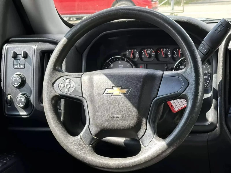 Chevrolet Silverado 1500 Custom 4X4 CREW CAB, снимка 11 - Автомобили и джипове - 52936698