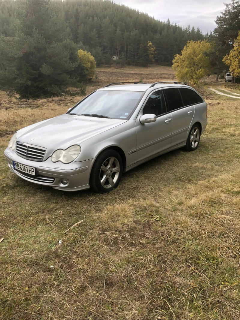 Mercedes-Benz C 180 Kompressor, снимка 4 - Автомобили и джипове - 52551481