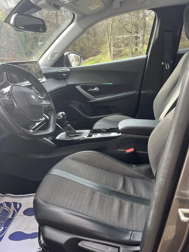 Peugeot 2008 New Line Up ALLURE PACK, снимка 10 - Автомобили и джипове - 53151943