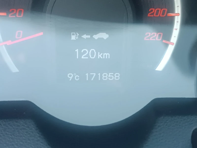 Honda Jazz 1.2i, с верига, ЛИЗИНГ , снимка 9 - Автомобили и джипове - 53530659