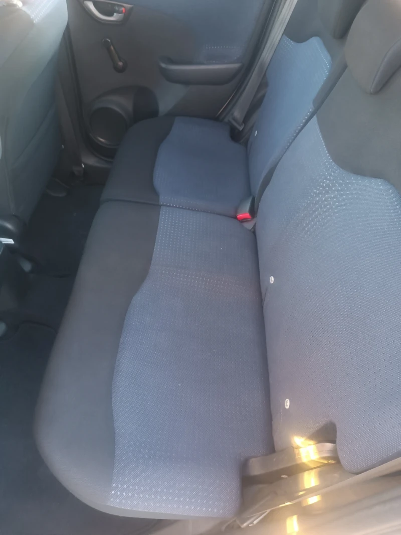 Honda Jazz 1.2i, с верига, ЛИЗИНГ , снимка 12 - Автомобили и джипове - 53530659