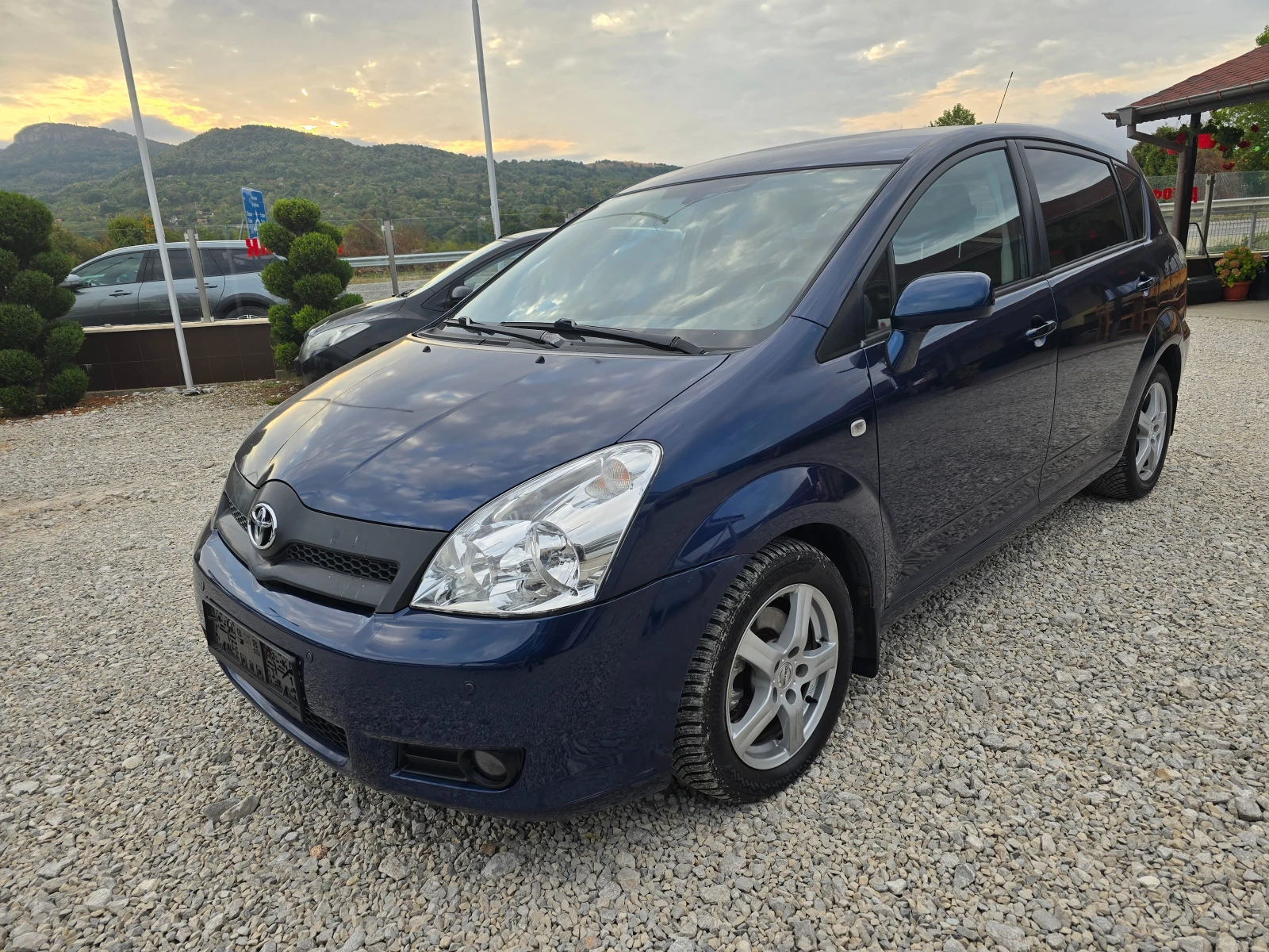 Toyota Corolla verso 2.2D-4D 136кс. , снимка 1
