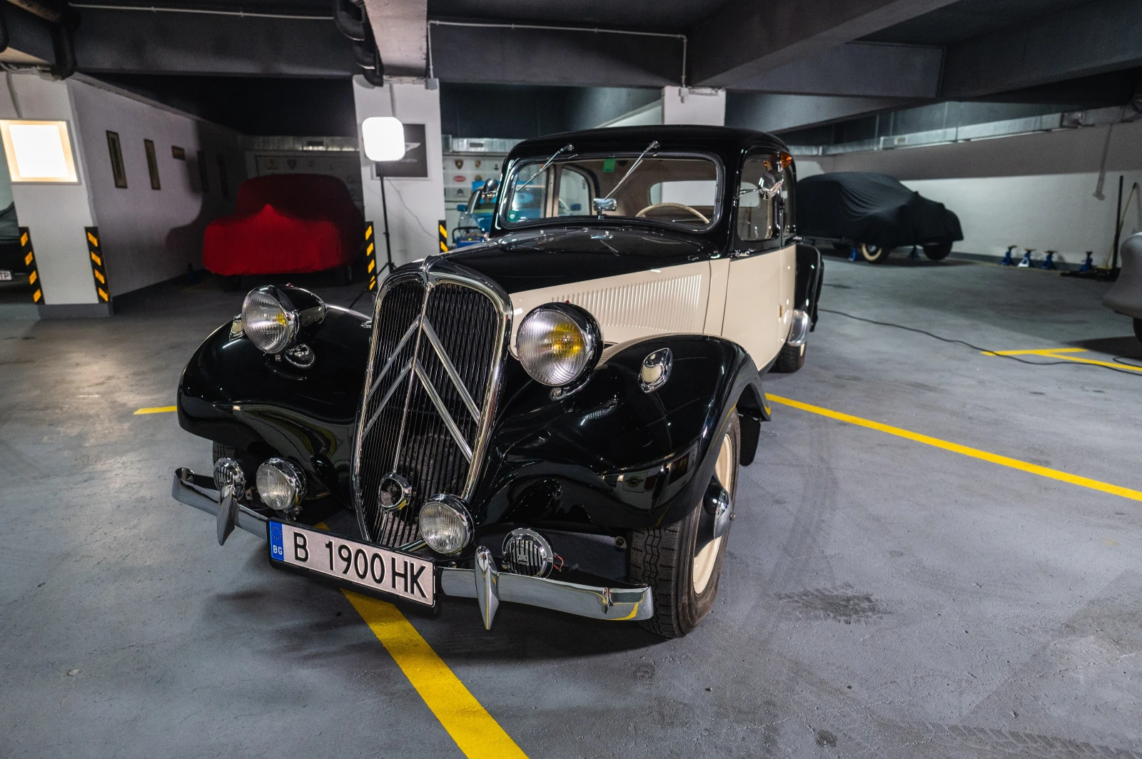 Citroen Bx 11 Traction Avant Sedan - [1] 