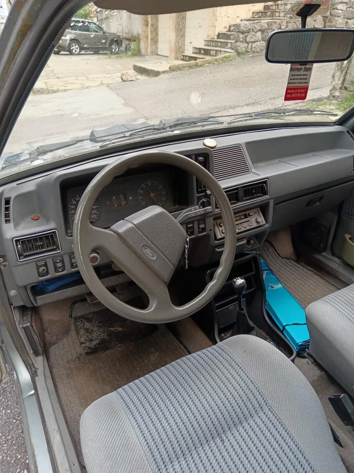 Ford Escort 1.3 - изображение 5