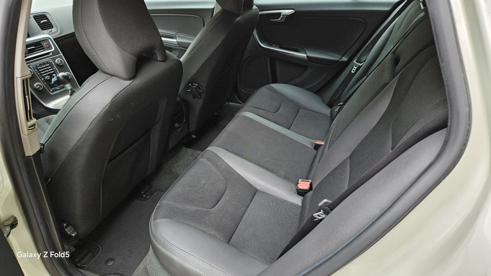 Volvo V60 1.6  | Mobile.bg — изображение 11