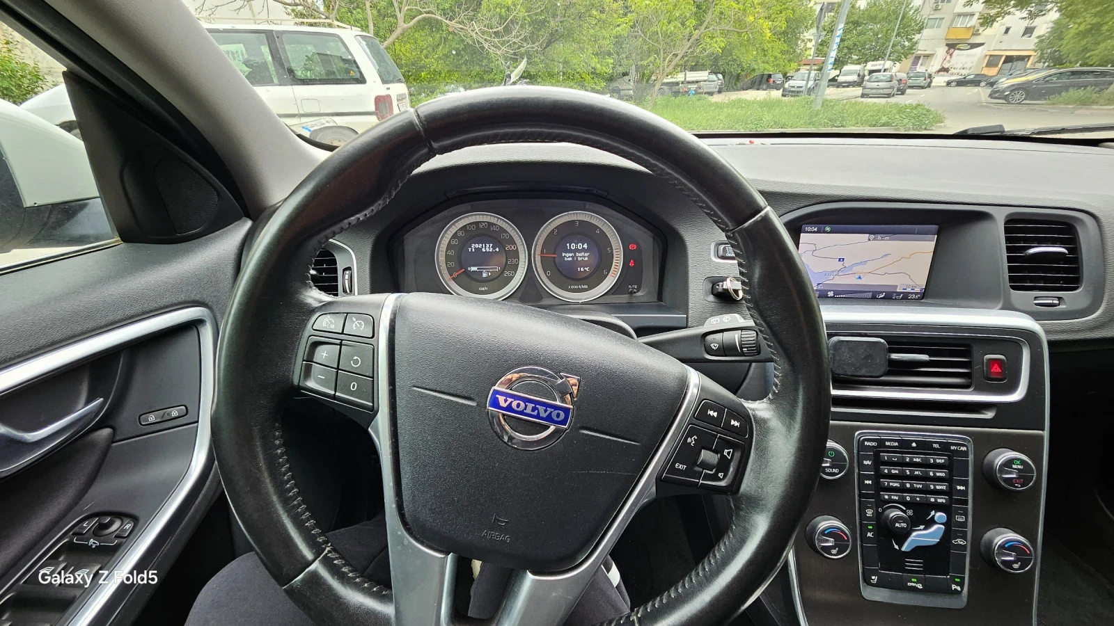 Volvo V60 1.6  - изображение 7