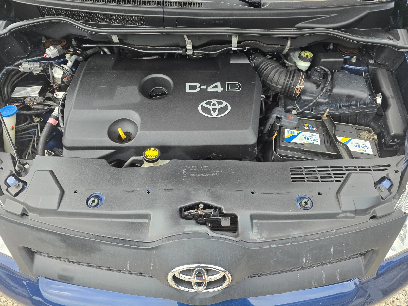 Toyota Corolla verso 2.2D-4D 136кс.  | Mobile.bg — изображение 15