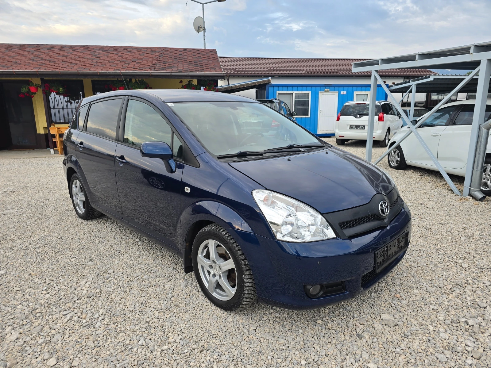 Toyota Corolla verso 2.2D-4D 136кс.  - изображение 7