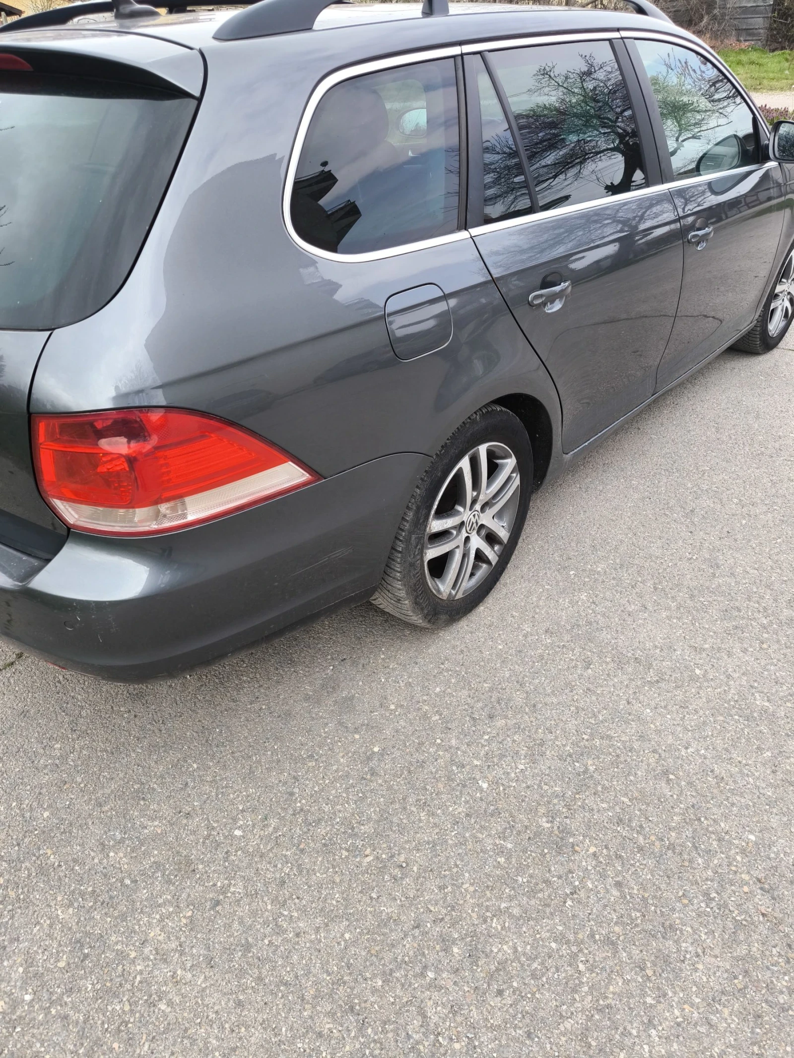 VW Golf 1.9 tdi Panorama , снимка 8 - Автомобили и джипове - 53394227