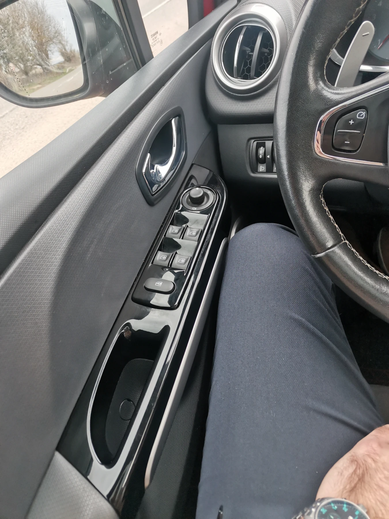 Renault Clio  - изображение 9