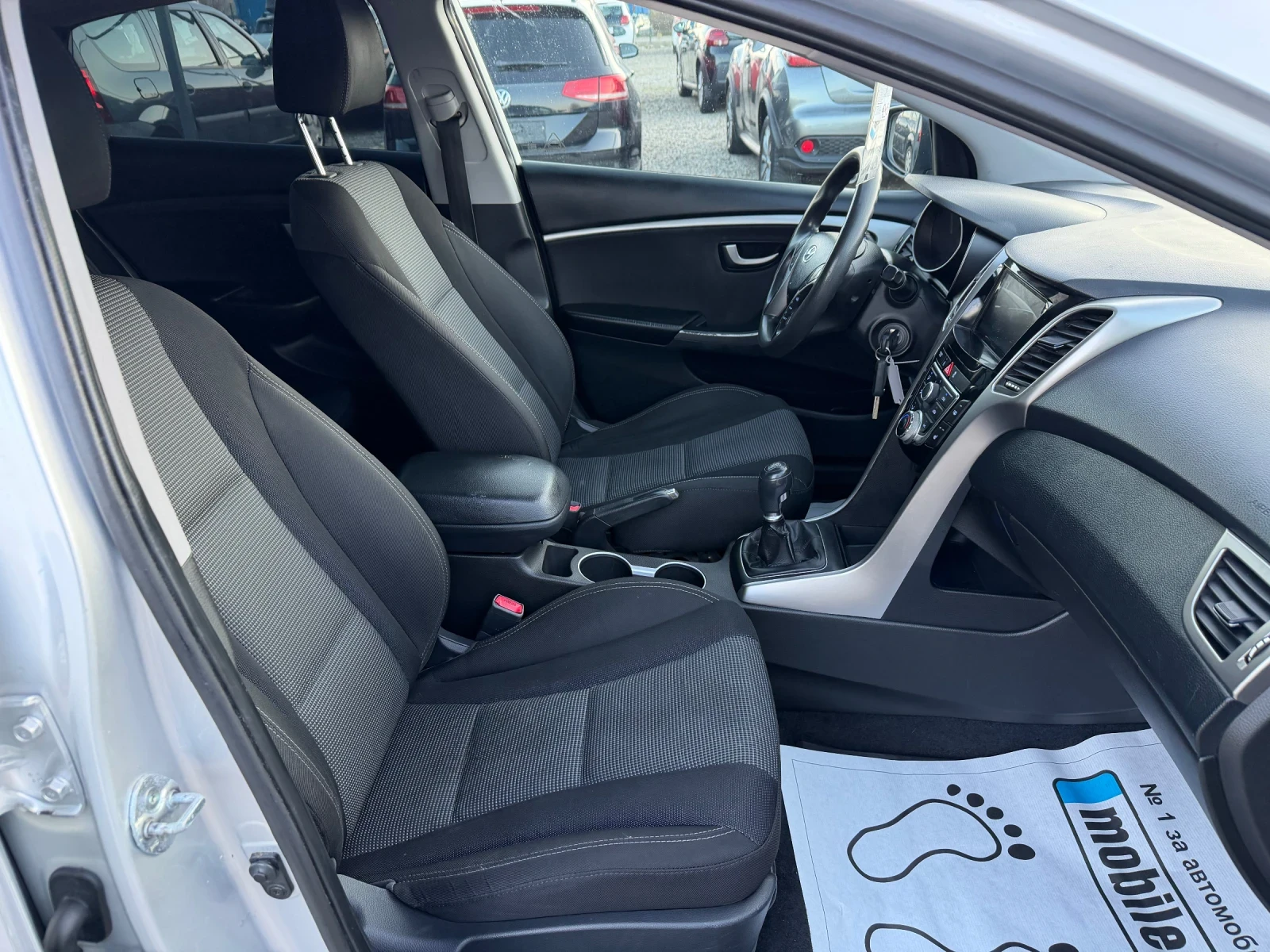 Hyundai I30 1.6d/110hp/NAVI/EVRO5B | Mobile.bg � ����������� 9