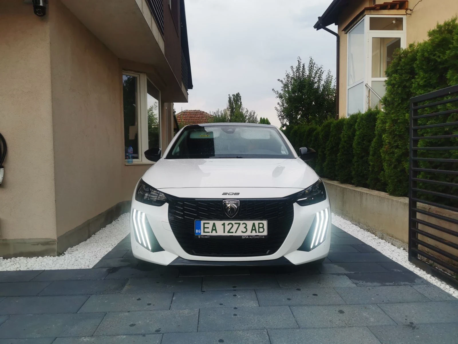 Peugeot 208 Electric ? | Mobile.bg � ����������� 7