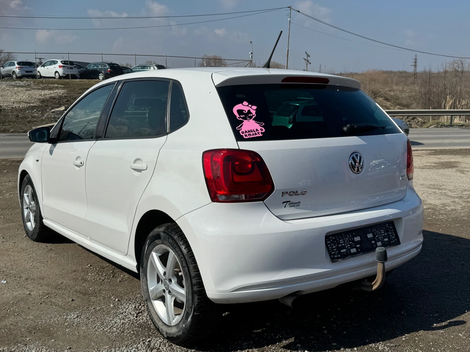 VW Polo ОБСЛУЖЕН* СОБСТВЕН ЛИЗИНГ, снимка 5 - Автомобили и джипове - 53762838