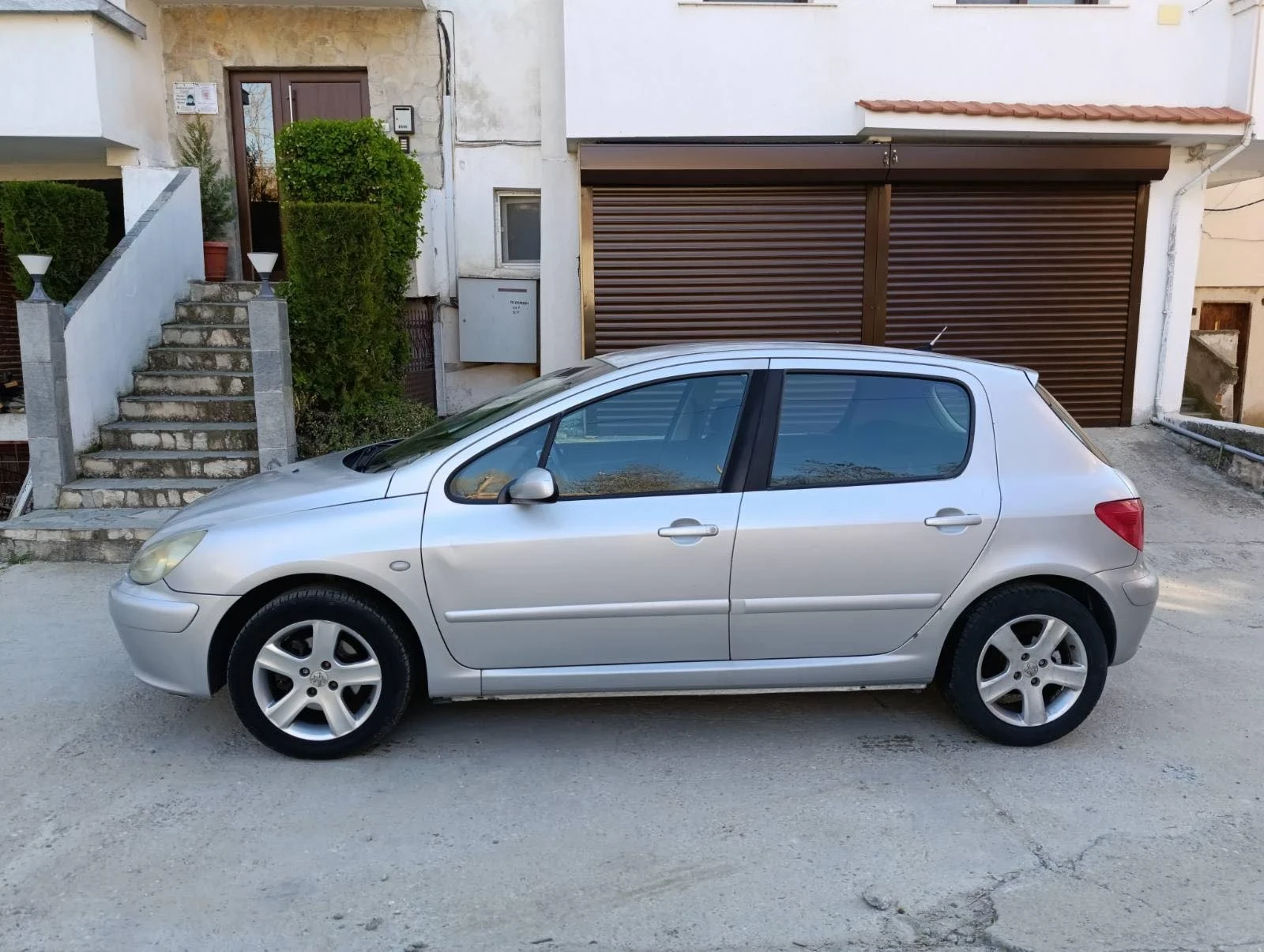 Peugeot 307 2.0cdi, снимка 3 - Автомобили и джипове - 53830351