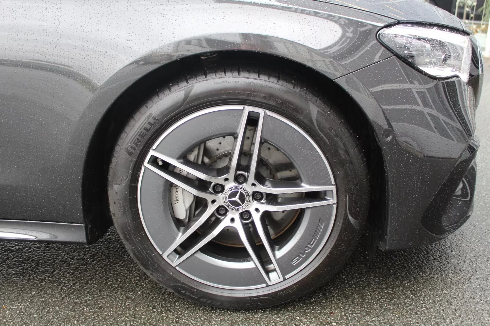 Mercedes-Benz E 200 AMG/ SUPERSCREEN/ 360/ MEMORY/ DIGITAL LIGHT/, снимка 11 - Автомобили и джипове - 53885369