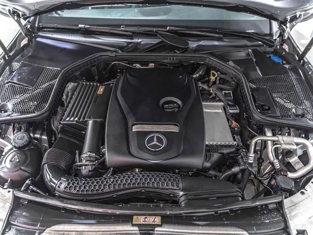 Mercedes-Benz C 300 * 300| AMG NIGHT PKG| NAVI| REARCAM| PANO| LOADED , снимка 17 - Автомобили и джипове - 53938590