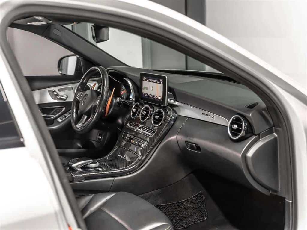 Mercedes-Benz C 300 * 300| AMG NIGHT PKG| NAVI| REARCAM| PANO| LOADED , снимка 13 - Автомобили и джипове - 53938590