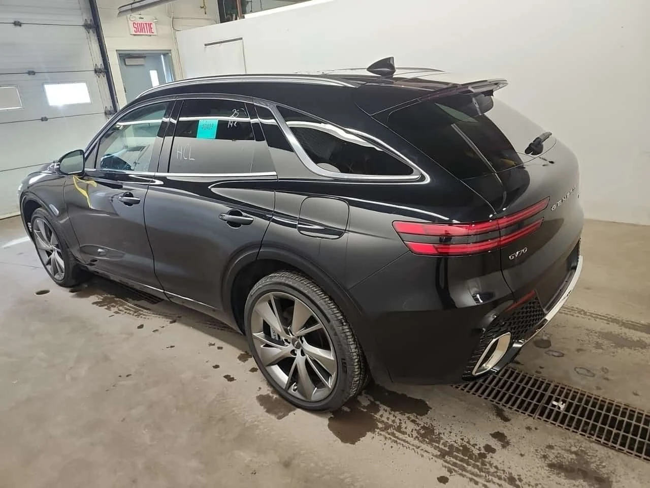 Genesis GV70 2.5T ADVANCED PLUS| HUD| 360| PANO| AMBIENT| , снимка 4 - Автомобили и джипове - 53985665