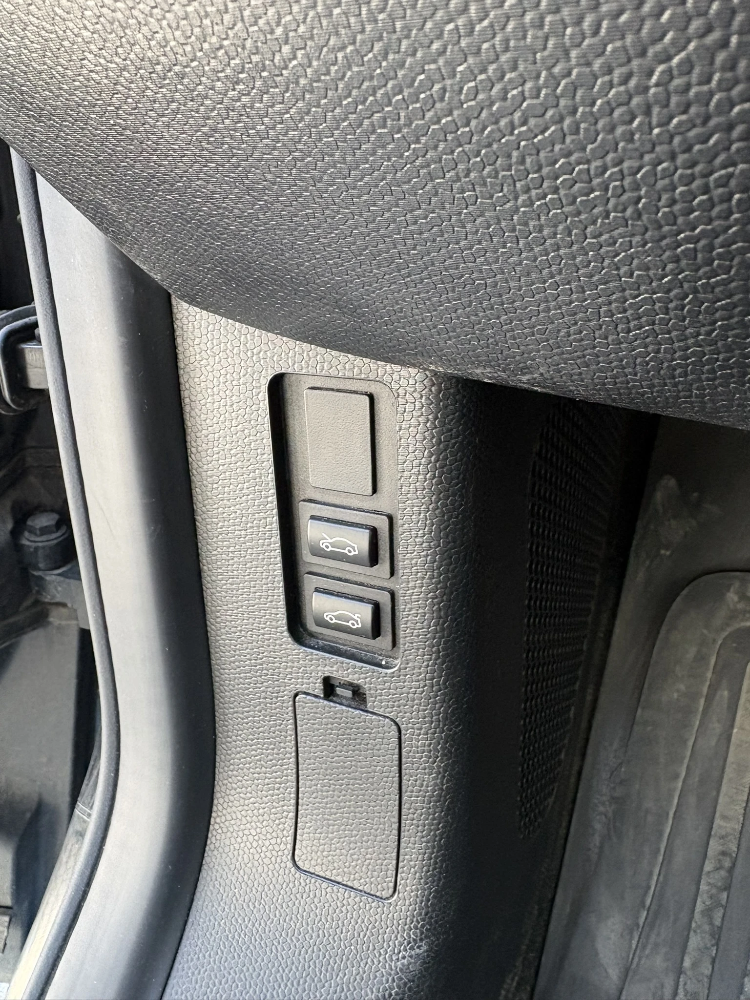 BMW i3 i3s 120Ah | Панорама| Harman Kardon| Камера, снимка 14 - Автомобили и джипове - 54181258