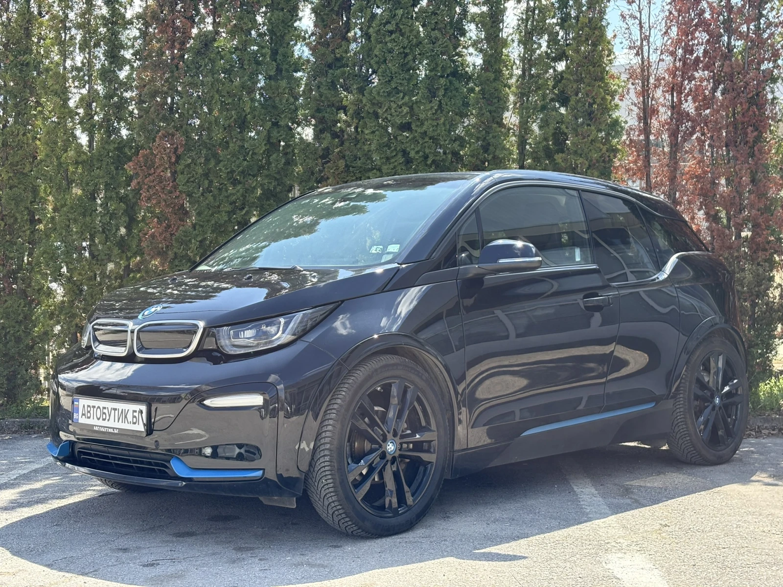 BMW i3 i3s 120Ah | Панорама| Harman Kardon| Камера, снимка 3 - Автомобили и джипове - 54181258